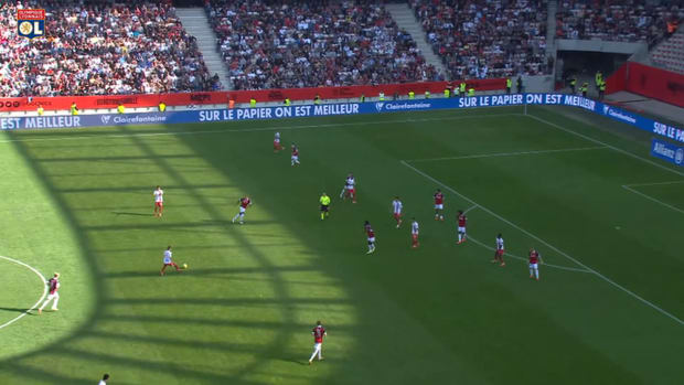 Aouar's superb strike against Nice